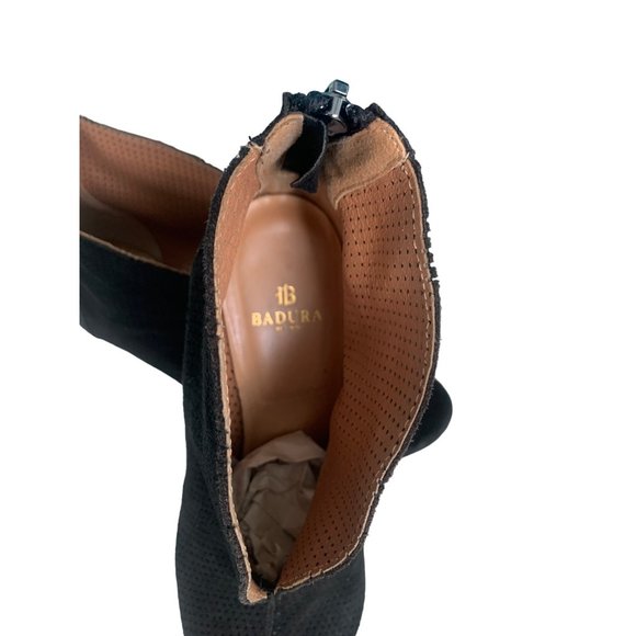 Badura Black openwork peep-toe ankle boots made of suede - Picture 8 of 12